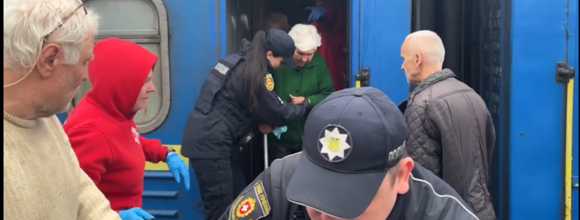 Евакуація з Донеччини: новий потяг прибув до Рівного